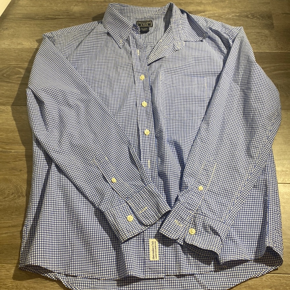 Abercrombie and Fitch Blue Plaid Button Up Shirt